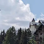 4 Couchages ,plein Sud Calme * Les Deux Alpes