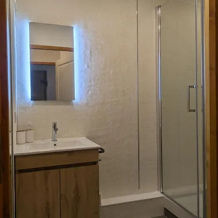 Appartement 4 Couchages ,plein Sud Calme *